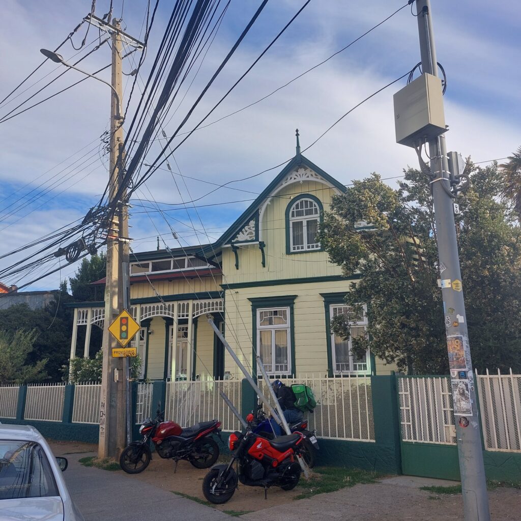 Valdivia: Cultura, História e Arquitetura no Coração Verde do Sul do Chile 20250226 191819